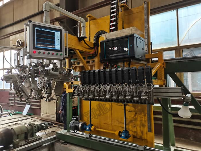 螺旋焊管探傷設備.jpg 螺旋焊管探傷設備.jpg